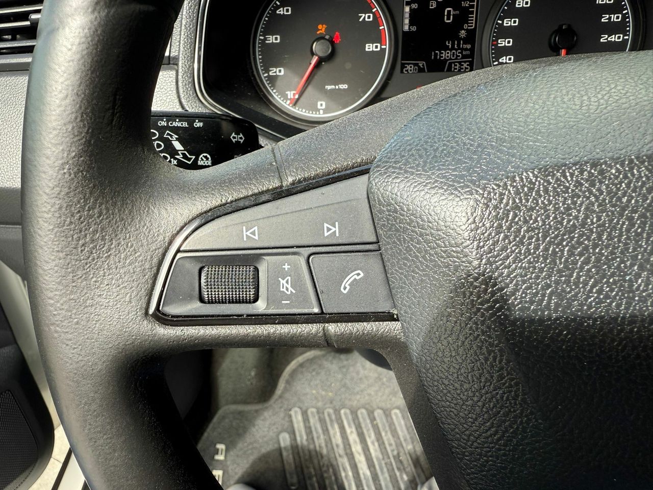 Seat Arona 1.0 TSI 70kW (95CV) Style Ecomotive - Foto 2
