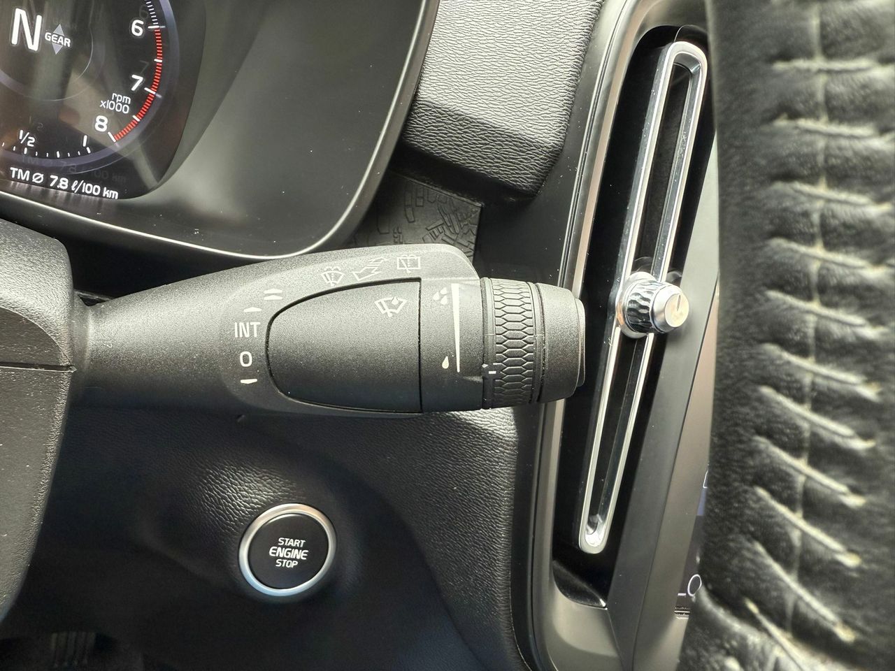 Volvo XC40 1.5 T3 Momentum - Foto 2