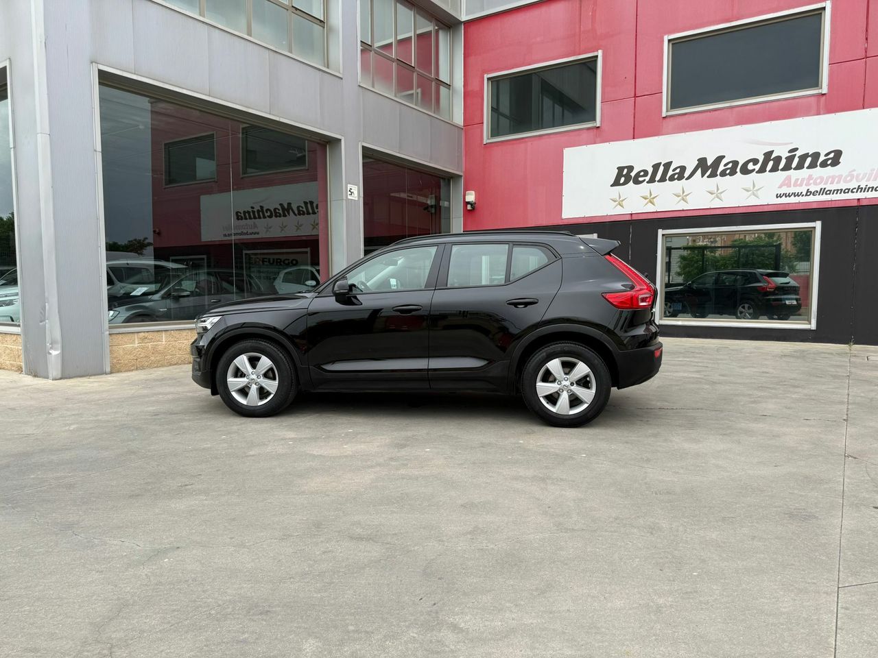 Volvo XC40 1.5 T3 Momentum - Foto 2