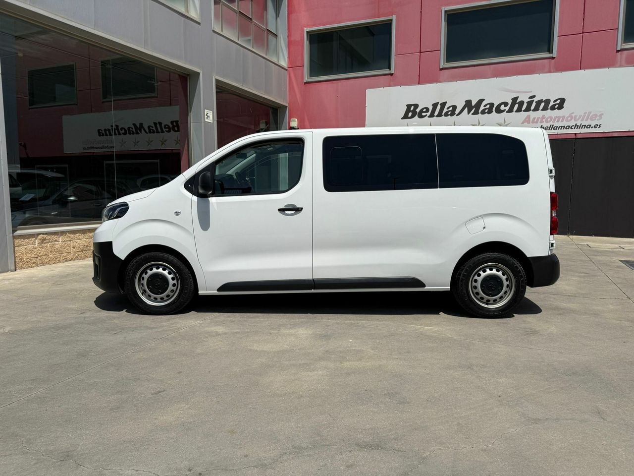 Toyota Proace Compact Combi 120cv 6 plazas  - Foto 2