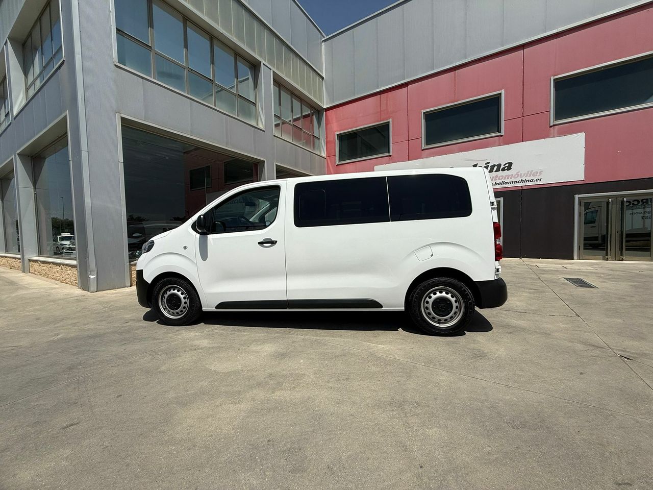 Toyota Proace Compact Combi 120cv 6 plazas  - Foto 2