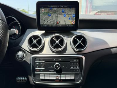 Mercedes GLA GLA 200 d AMG Line