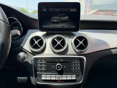 Mercedes GLA GLA 200 d AMG Line