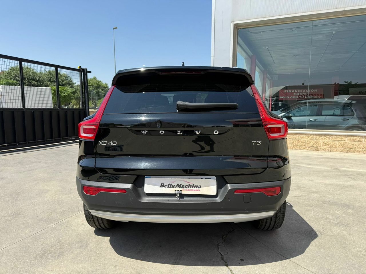 Volvo XC40 1.5 T3 Momentum Auto - Foto 2