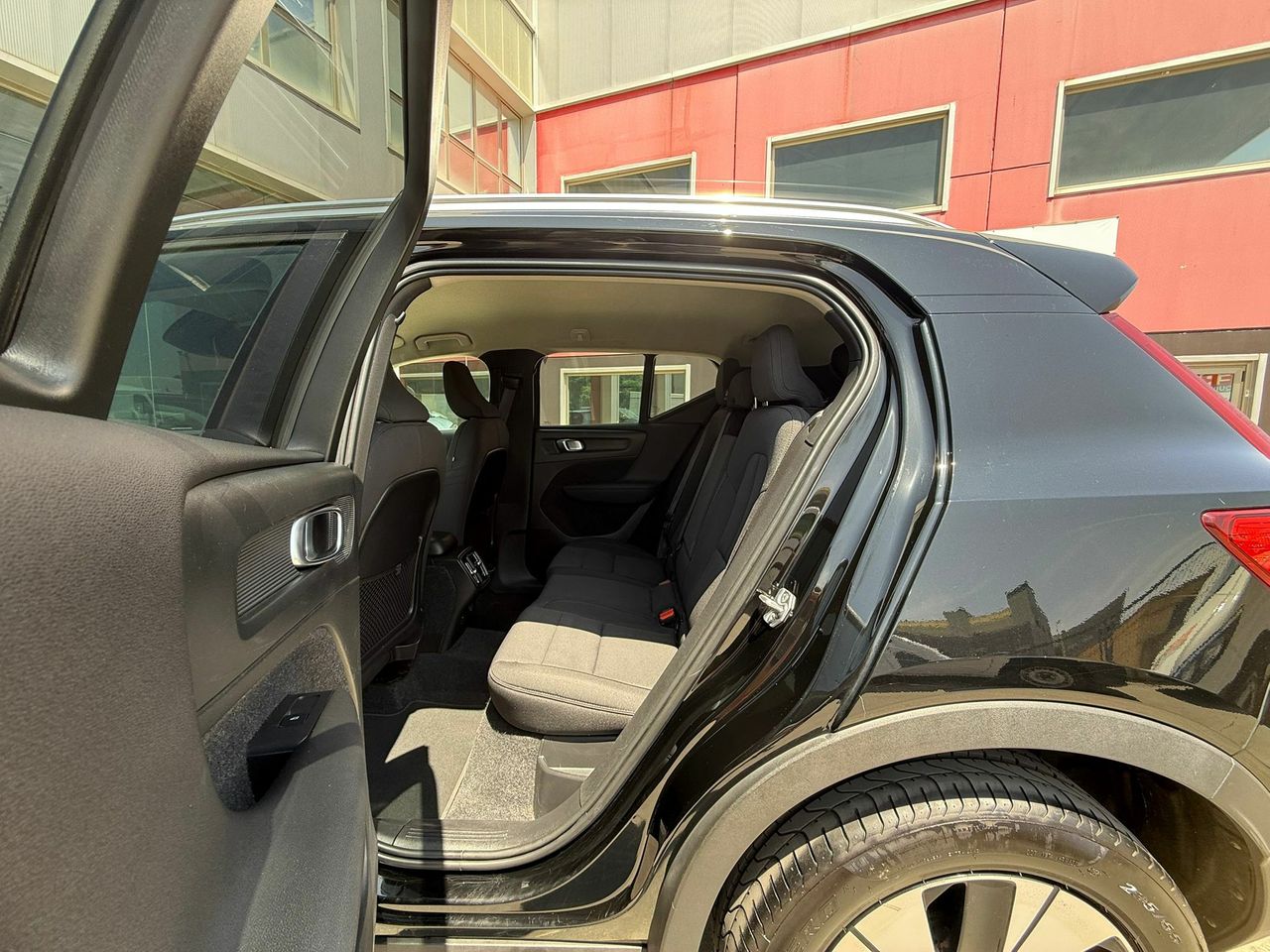 Volvo XC40 1.5 T3 Momentum Auto - Foto 2