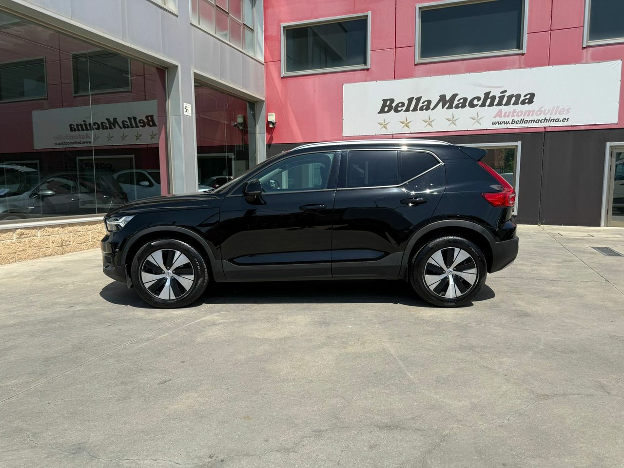 Volvo XC40 1.5 T3 Momentum Auto - Foto 2