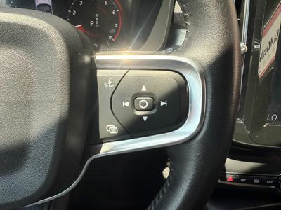 Volvo XC40 1.5 T3 Momentum Auto