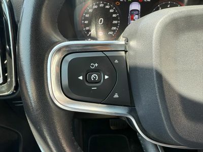 Volvo XC40 1.5 T3 Momentum Auto