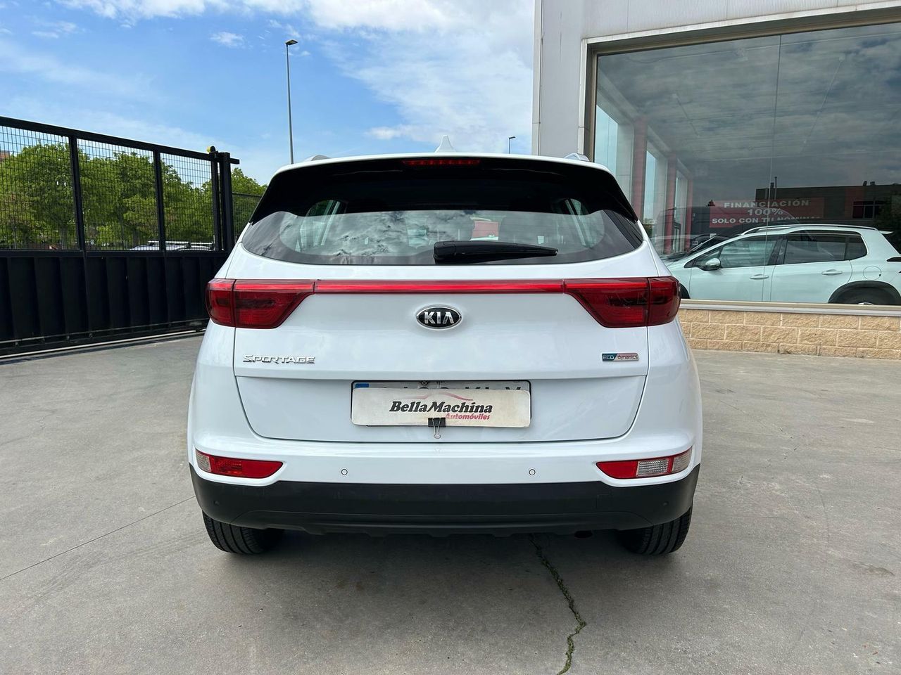 Kia Sportage 1.6 CRDi VGT 85kW (115CV) Business 4x2 - Foto 2