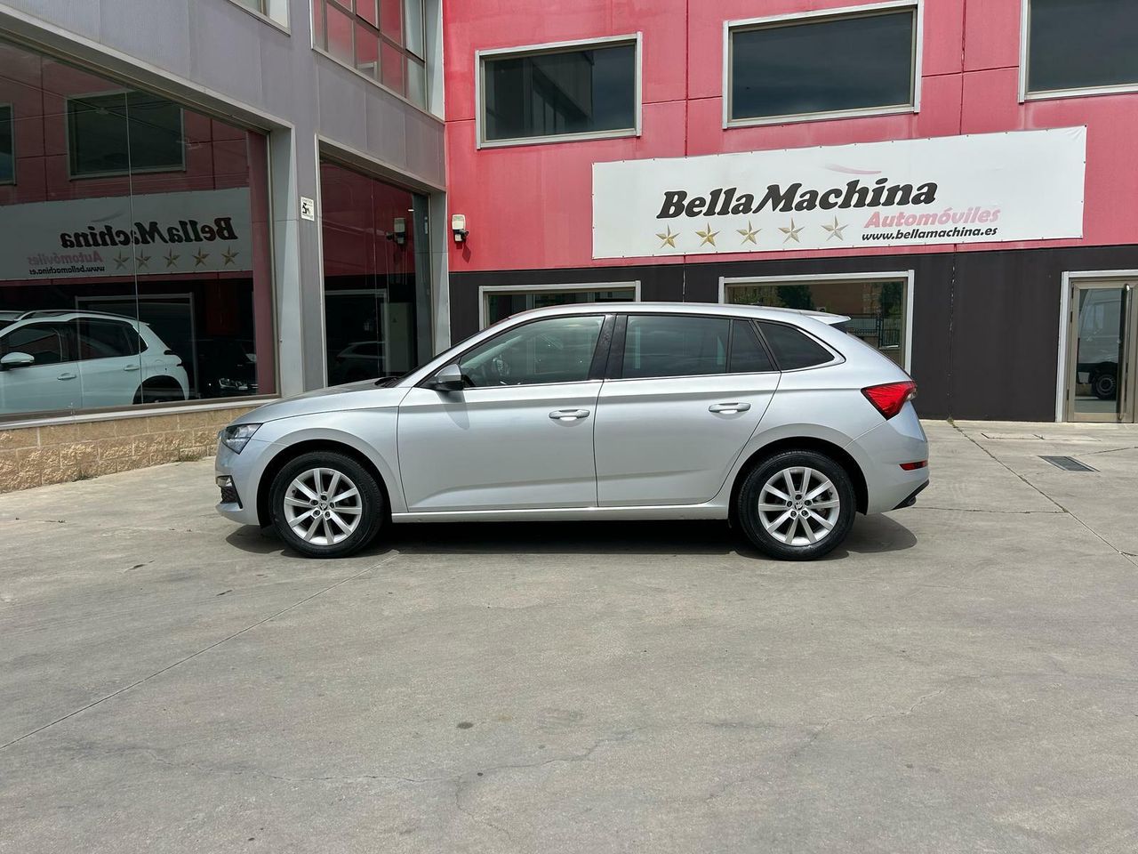 Skoda Scala 1.0 TSI 70 KW (95 CV) Ambition - Foto 2