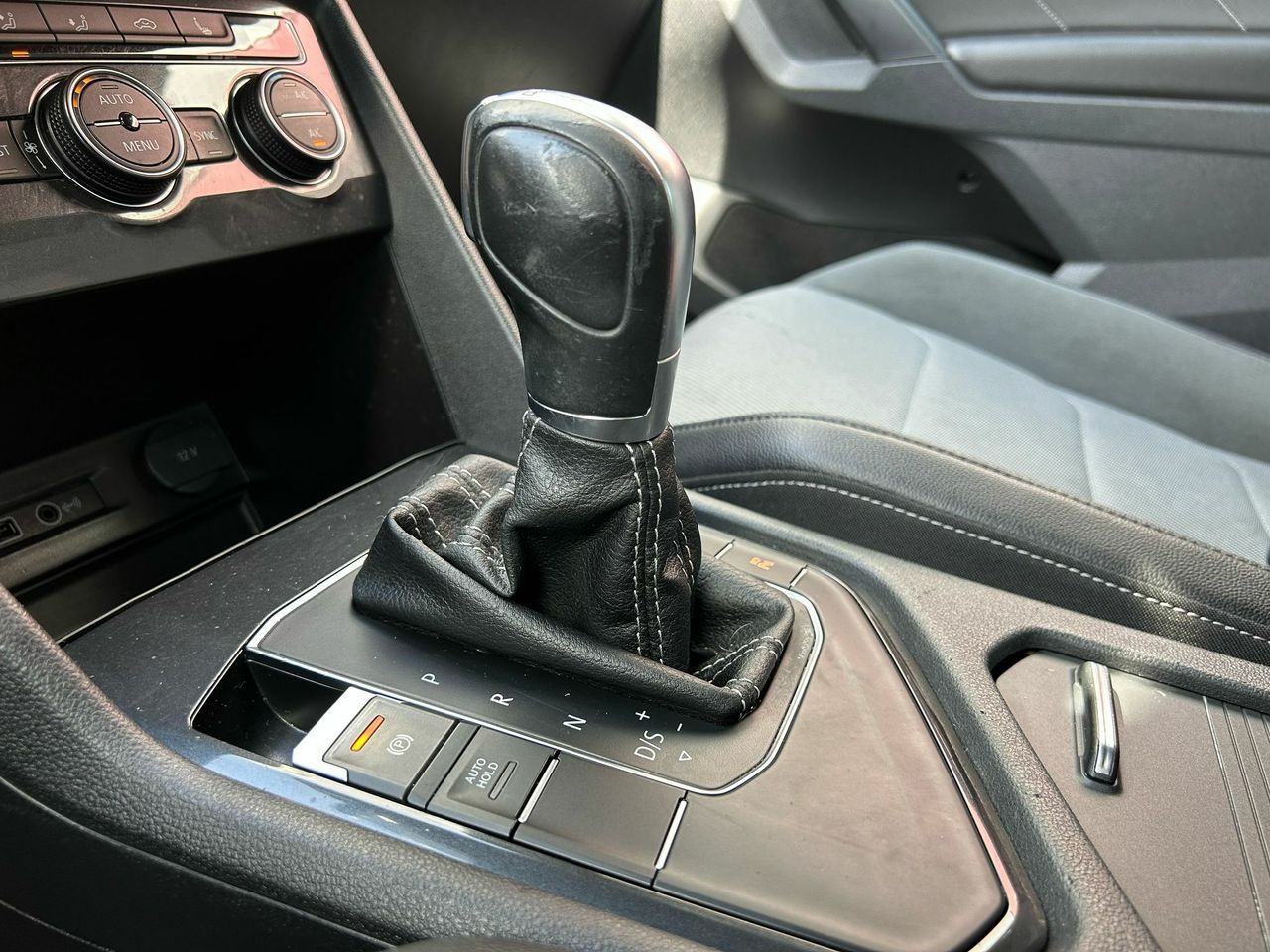 Volkswagen Tiguan Sport 1.5 TSI 110kW (150CV) DSG - Foto 2