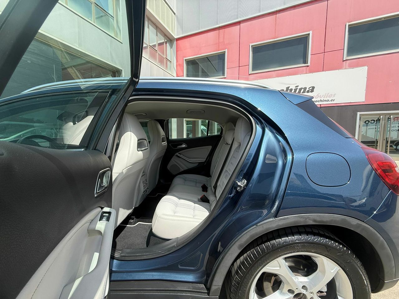 Mercedes GLA GLA 200 d - Foto 2