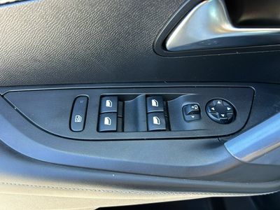 Peugeot 2008 Allure BlueHDI 81kW (110CV)