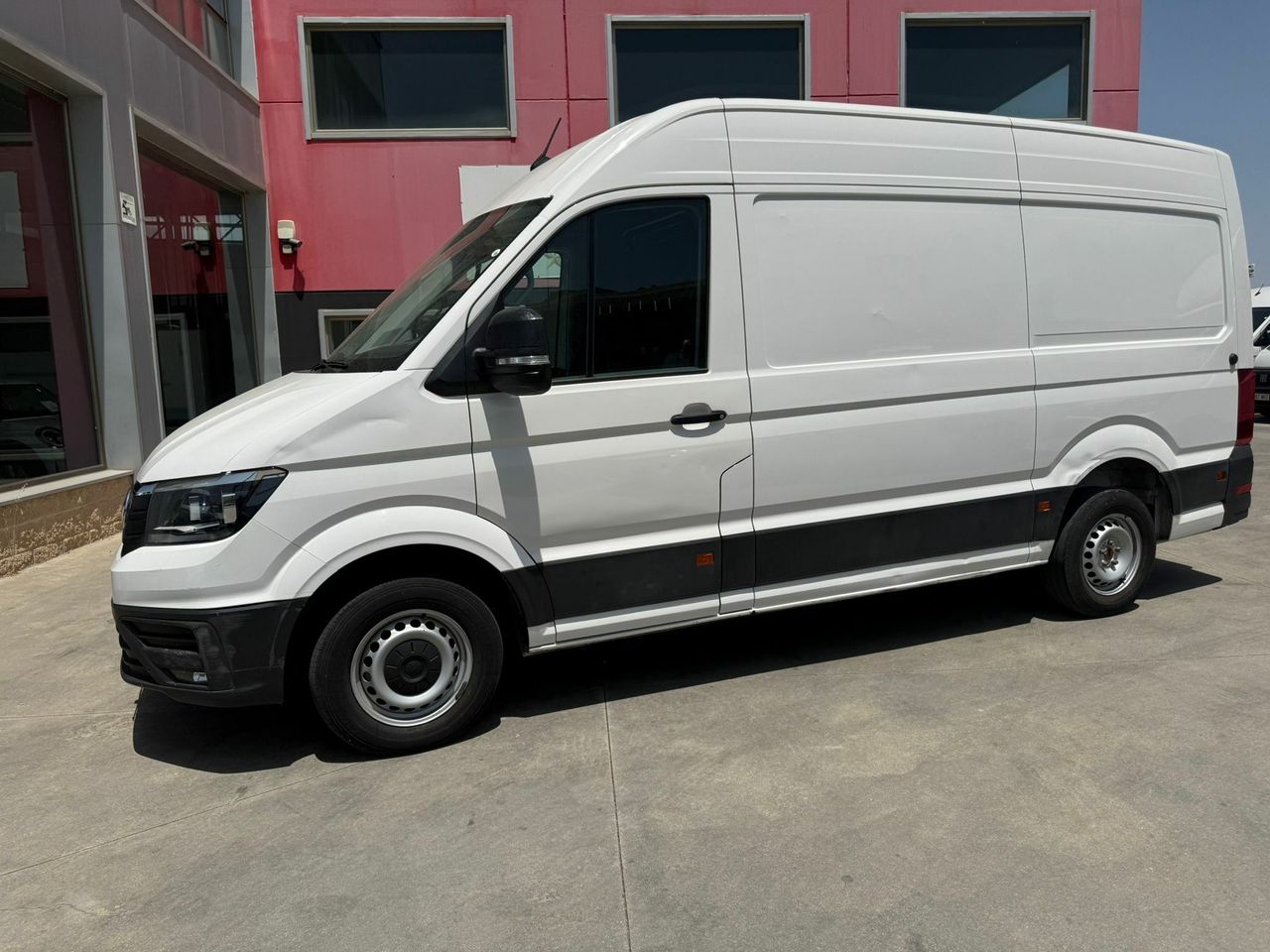 Volkswagen Crafter L3 H2 140 CV  - Foto 2