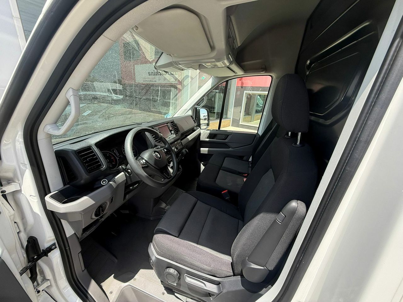 Volkswagen Crafter L3 H2 140 CV  - Foto 2