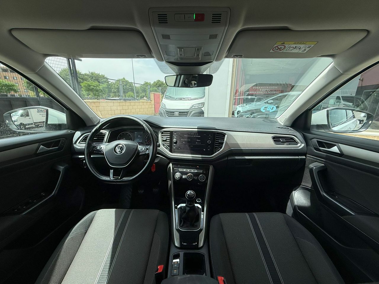 Volkswagen T-Roc Advance R-Line 1.0 TSI 81kW (110CV) - Foto 2