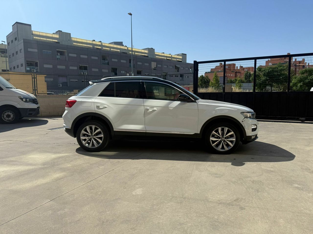 Volkswagen T-Roc Life 2.0 TDI 85kW (115CV) - Foto 2