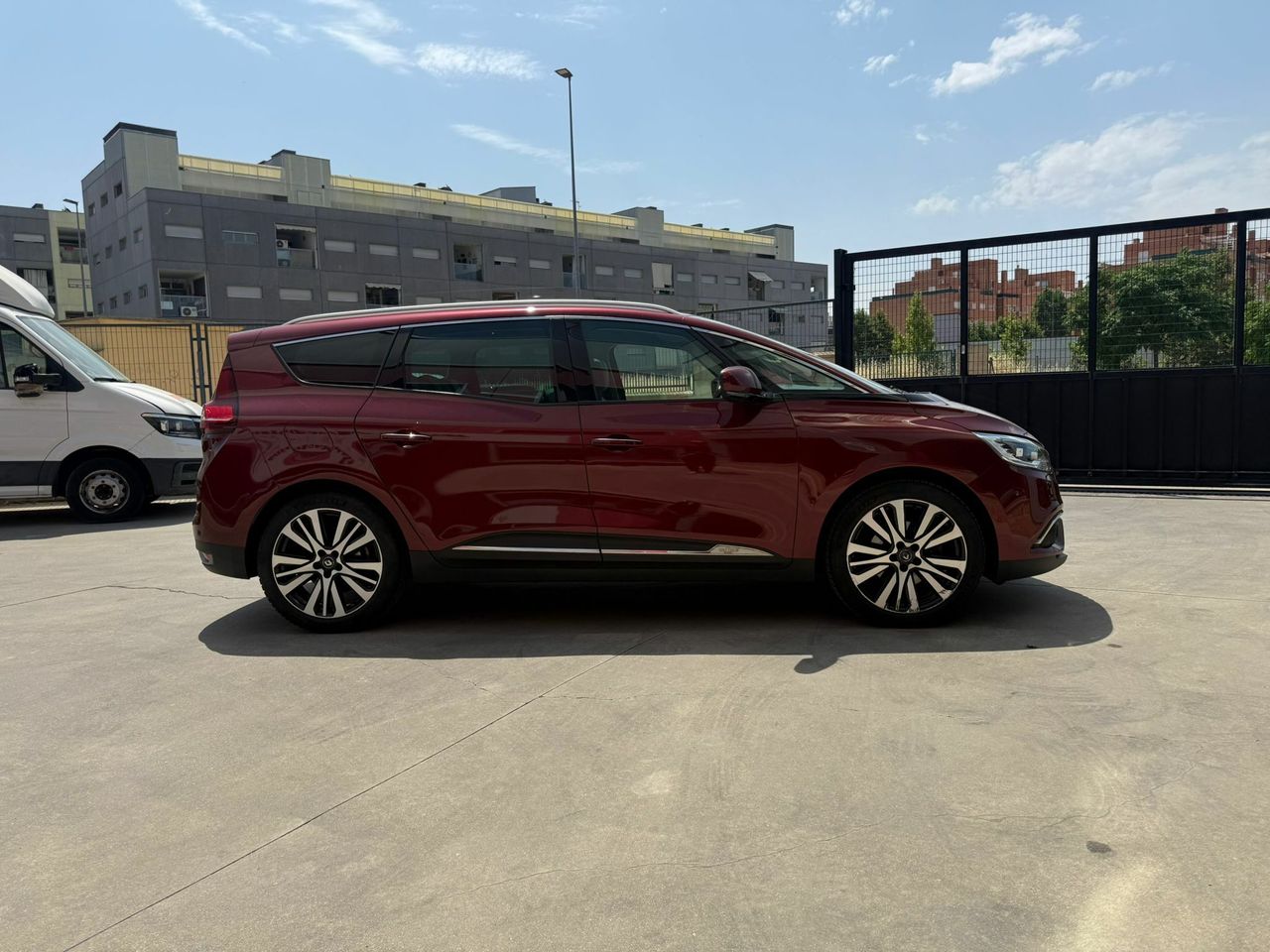 Renault Grand Scénic Zen Blue dCi 110 kW (150CV) - SS - Foto 2