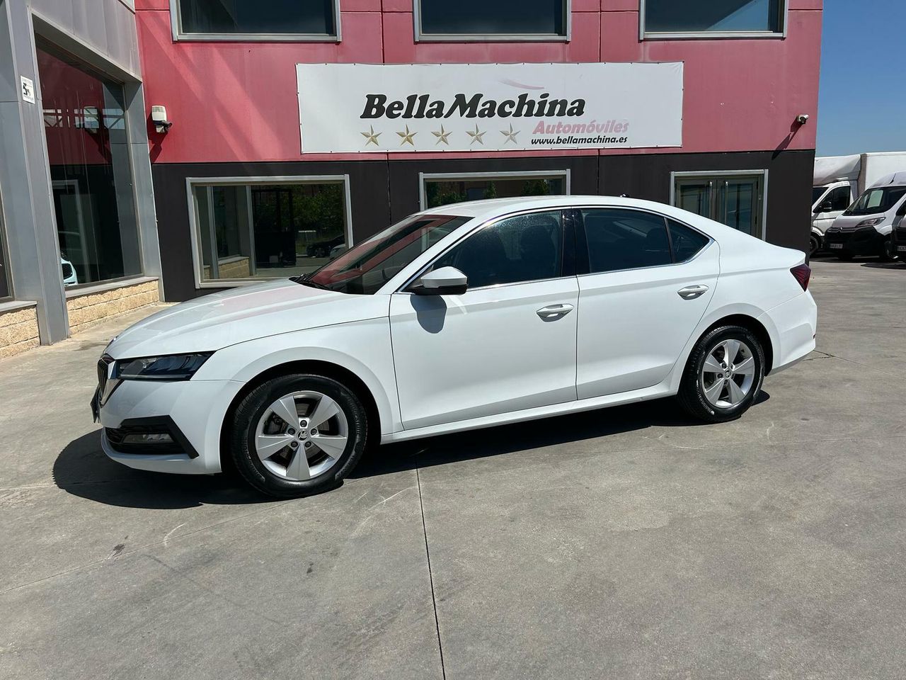 Skoda Octavia 1.5 TSI m-HEV 110kW (150CV) DSG Ambition - Foto 2