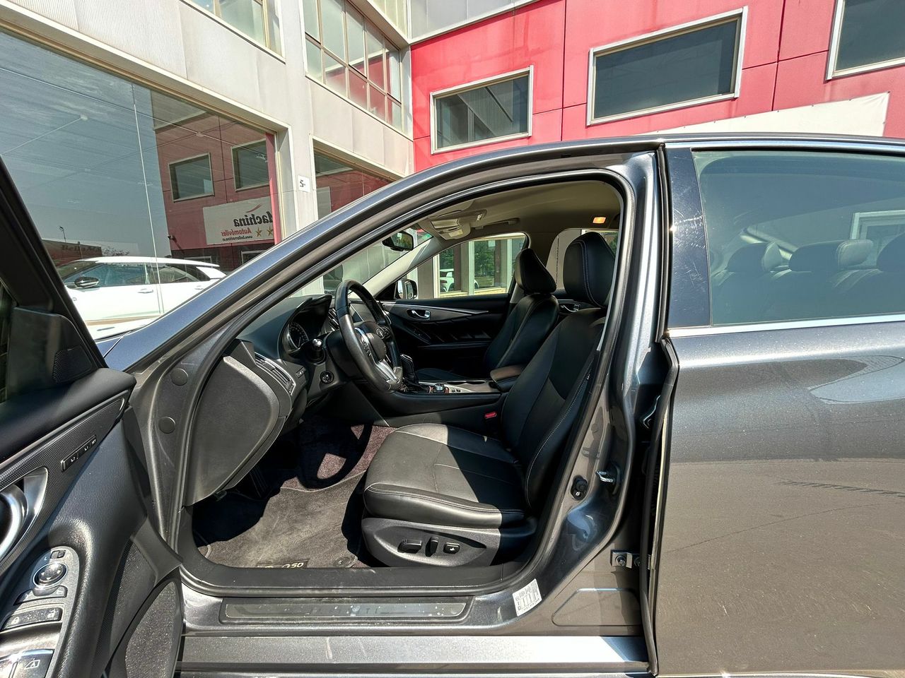 Infiniti Q50 2.2d PREMIUM Auto - Foto 2