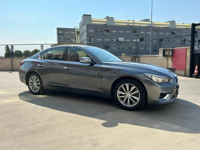 Infiniti Q50 2.2d PREMIUM Auto