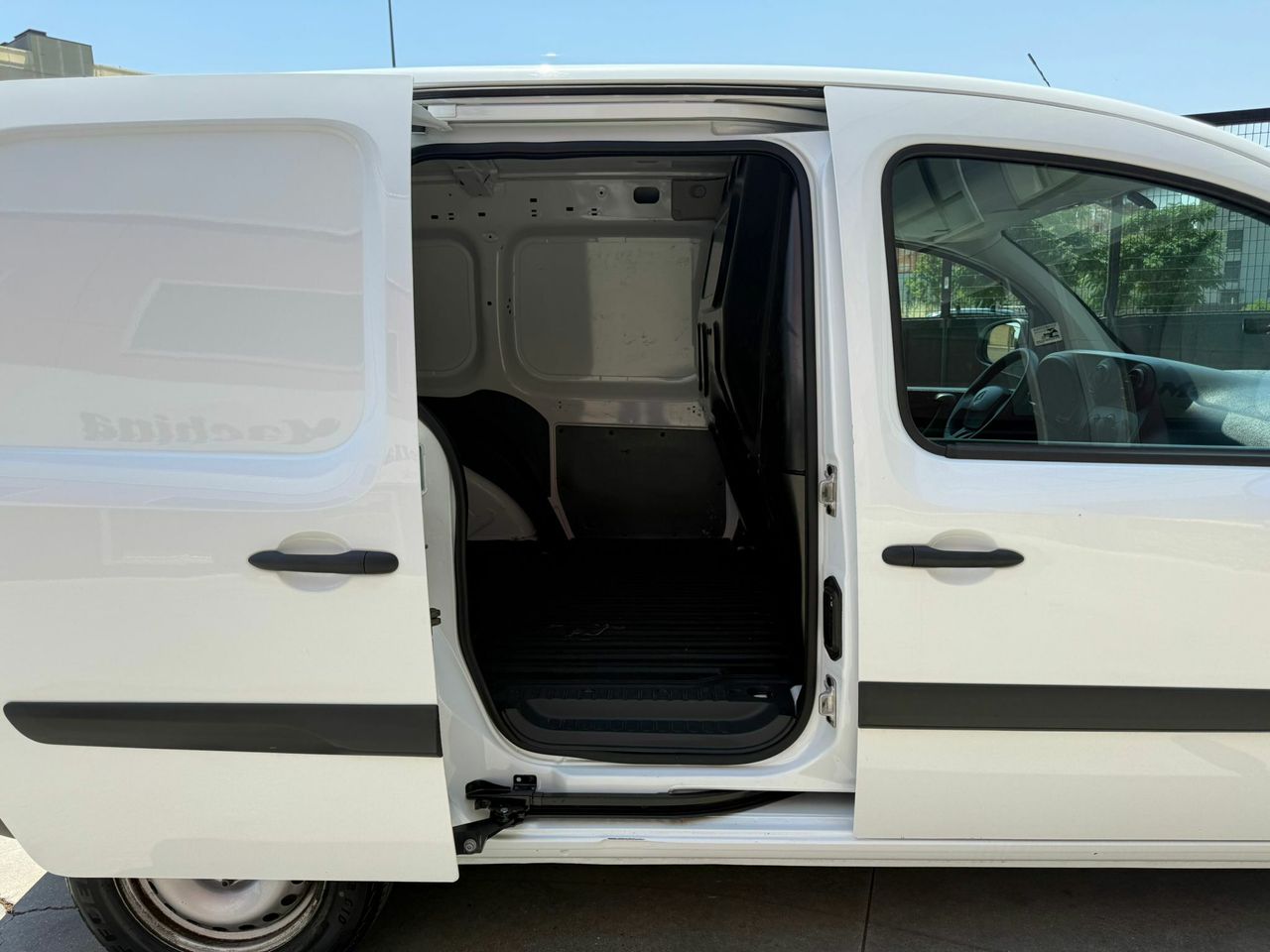 Mercedes Citan  109 CDI FURGON LARGO  - Foto 2
