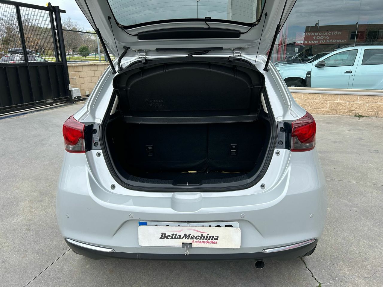 Mazda 2 e-SKYACTIV G 1.5 66kW (90CV) MT Homura - Foto 2