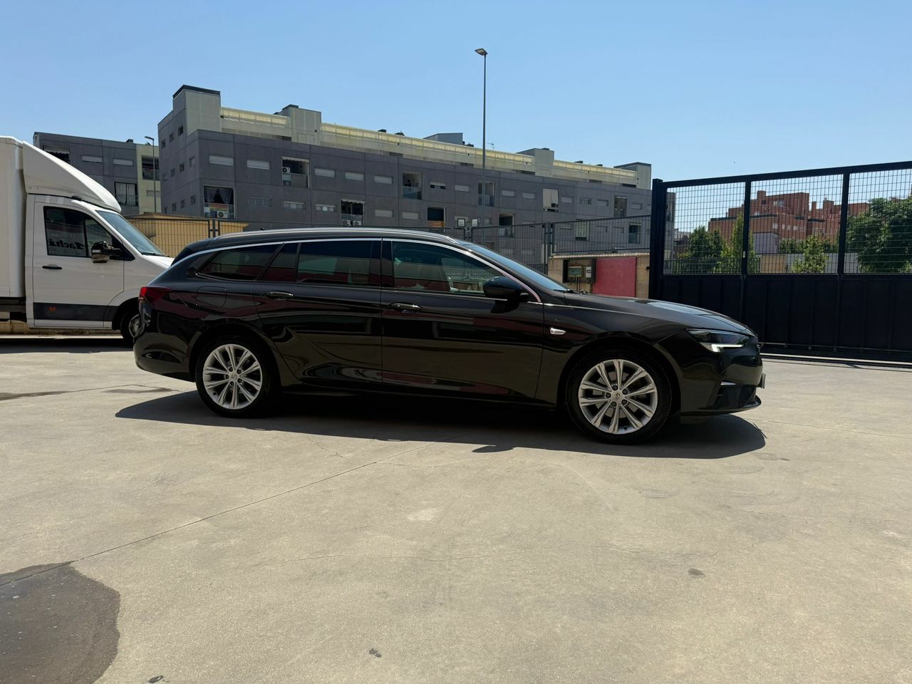Opel Insignia  ST Business Elegance 2.0D DVH 130kW AT8 - Foto 2