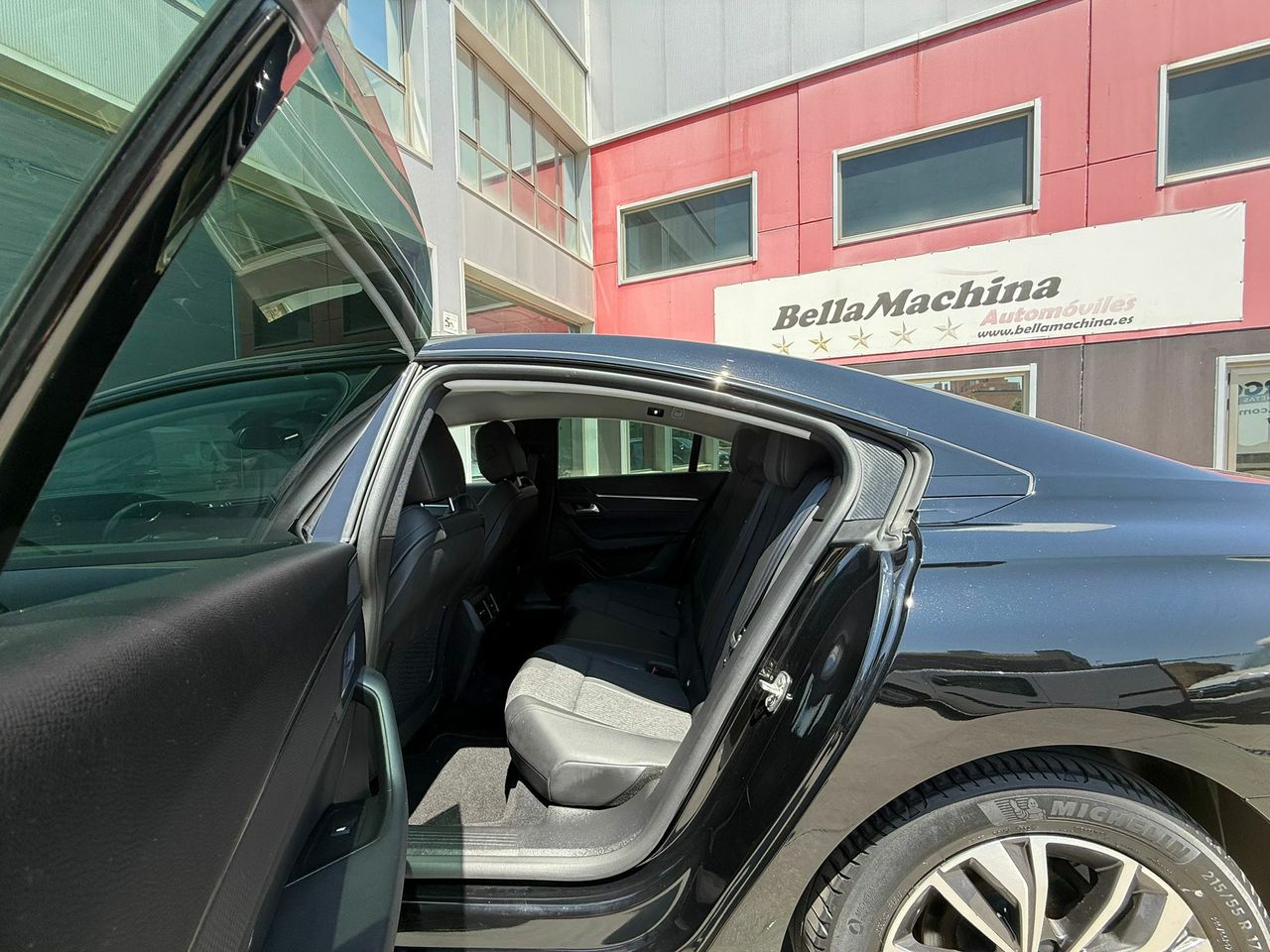 Peugeot 508 5P Active Pack BlueHDi 130 S&S EAT8 - Foto 2