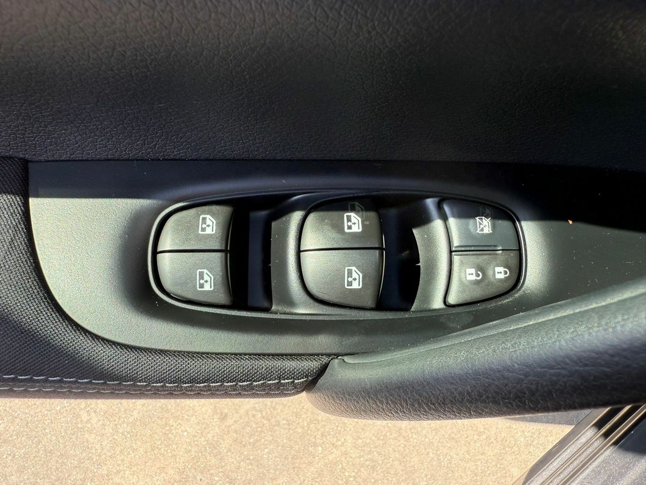 Nissan Qashqai DIG-T 103 kW (140 CV) E6D N-CONNECTA - Foto 2