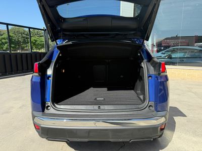 Peugeot 3008 1.5 BlueHDi 96kW (130CV) S&S Allure EAT8