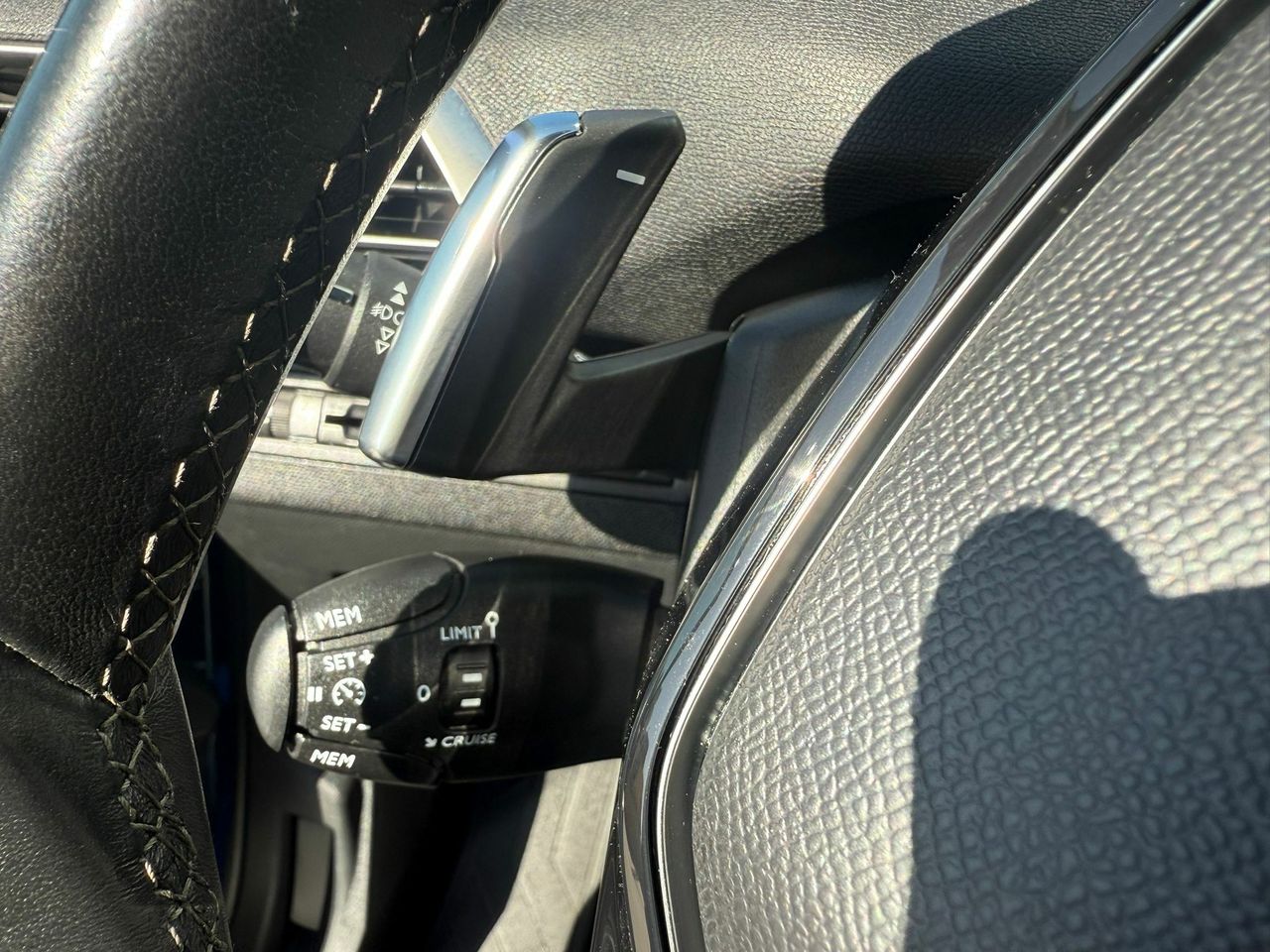 Peugeot 3008 1.5 BlueHDi 96kW (130CV) S&S Allure EAT8 - Foto 2