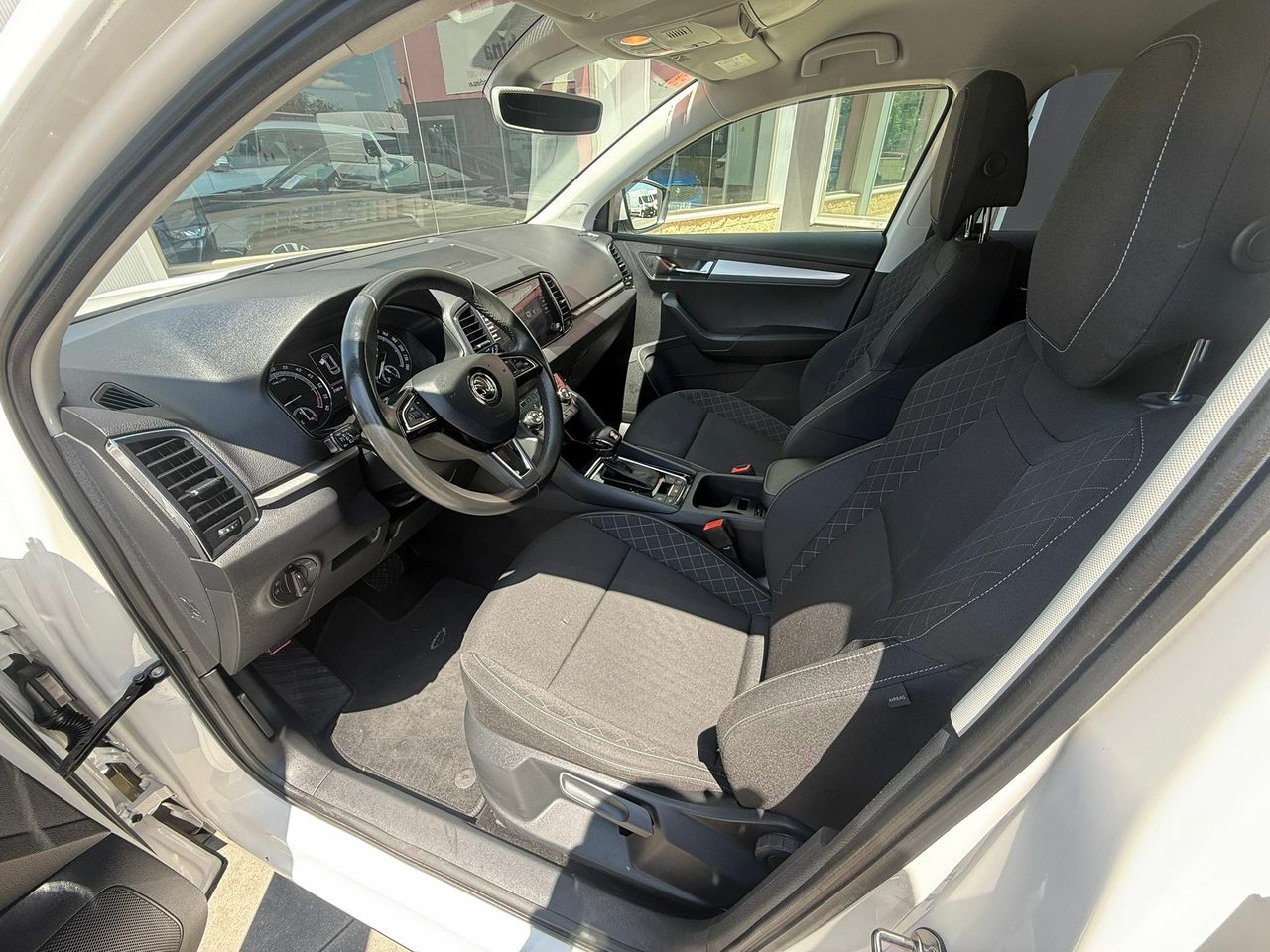 Skoda Karoq 2.0 TDI 110kW (150CV) DSG 4X4 Ambition - Foto 2