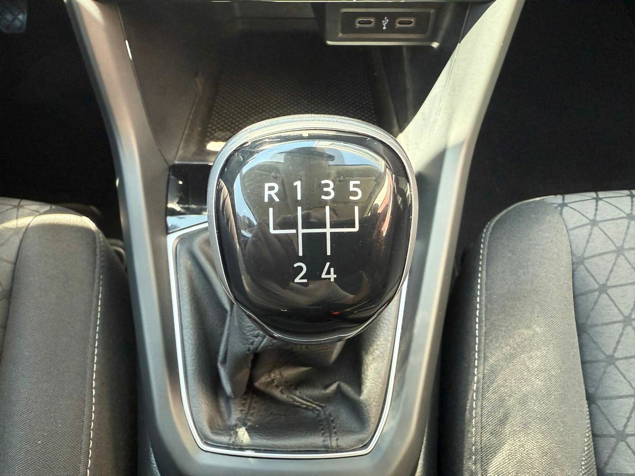 Volkswagen T-Cross Advance 1.0 TSI 70kW (95CV) - Foto 2