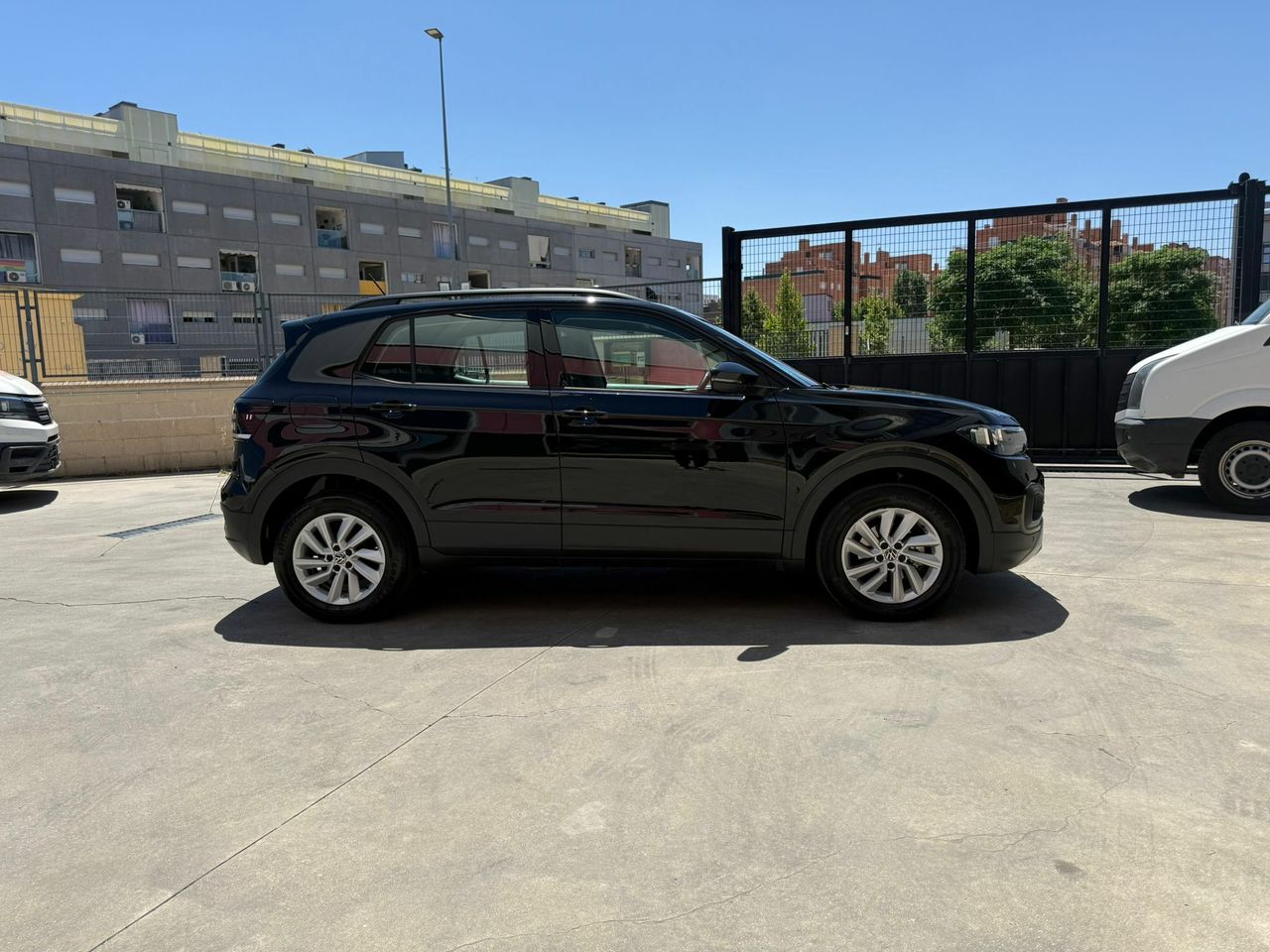 Volkswagen T-Cross Advance 1.0 TSI 70kW (95CV) - Foto 2