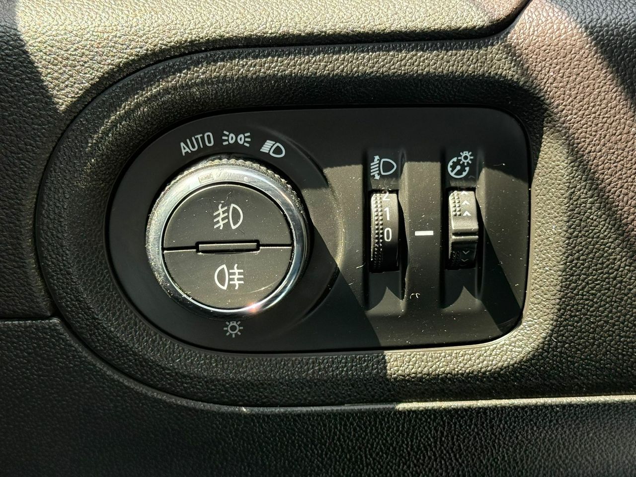 Opel Grandland X 1.2 Turbo Selective - Foto 2