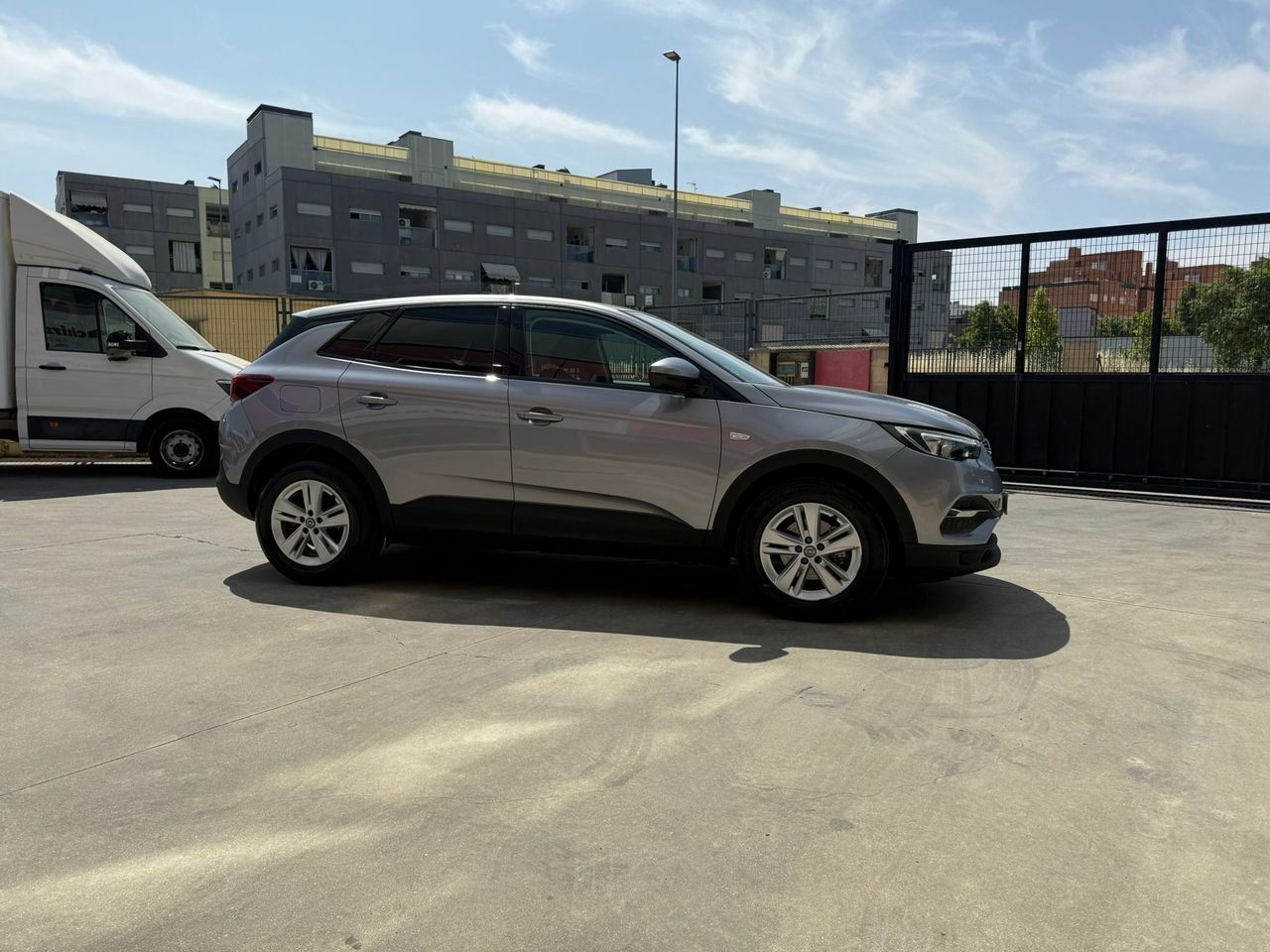 Opel Grandland X 1.2 Turbo Selective - Foto 2