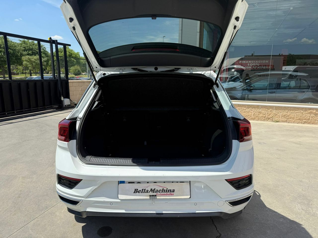 Volkswagen T-Roc Advance R-Line 1.0 TSI 81kW (110CV) - Foto 2