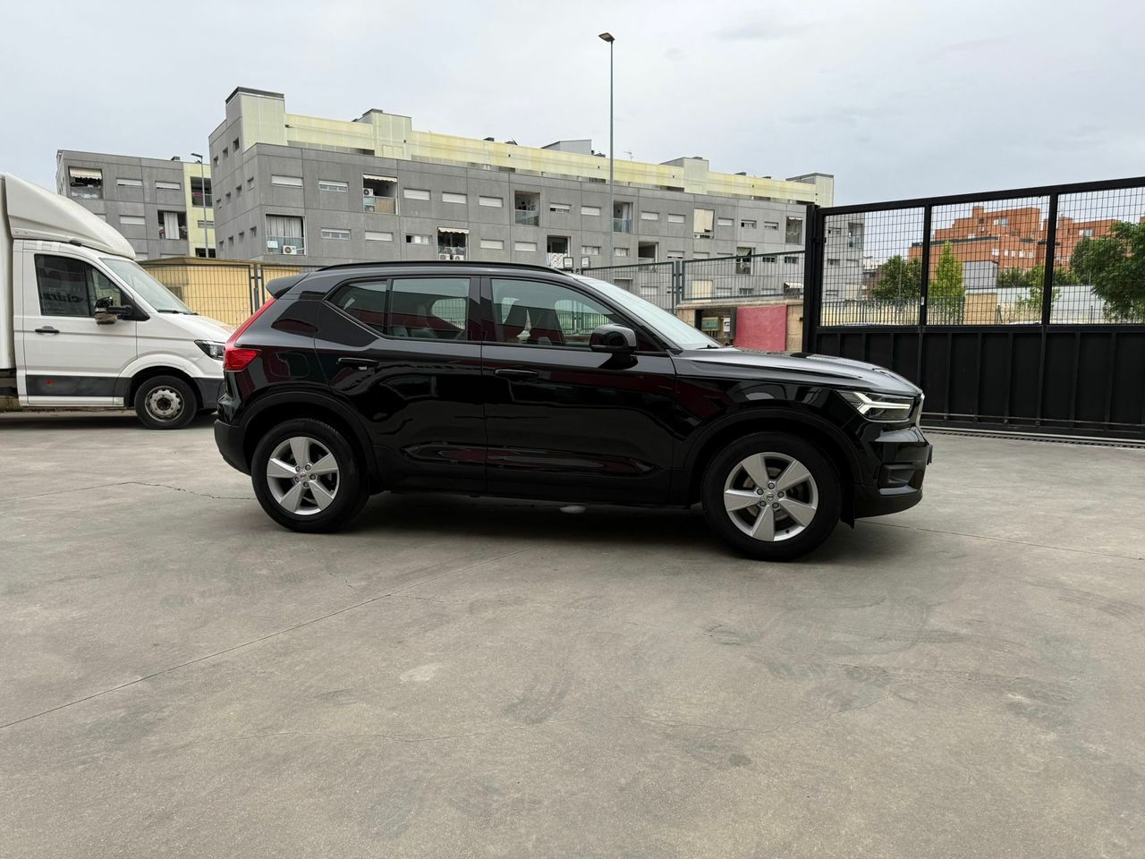 Volvo XC40 1.5 T3 Momentum - Foto 2