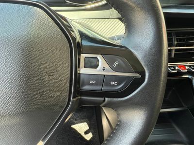 Peugeot 208 PureTech 55kW (75CV) Like