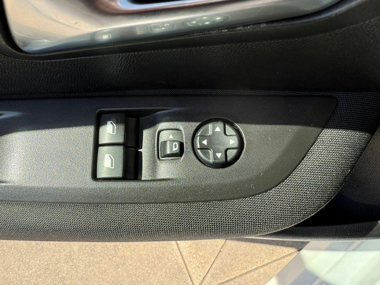 Peugeot 208 PureTech 55kW (75CV) Like - Foto 2