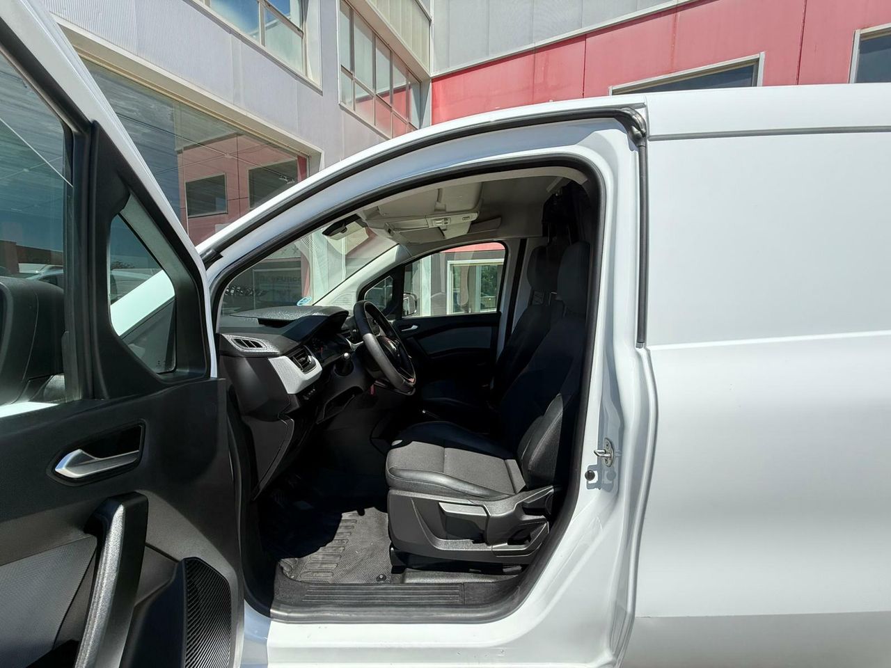 Renault Kangoo 1.5 DCI ABRETE SESAMO  - Foto 2