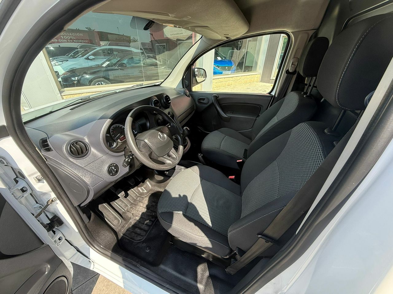 Mercedes Citan 109 CDI FURGON EXTRALARGO  - Foto 2