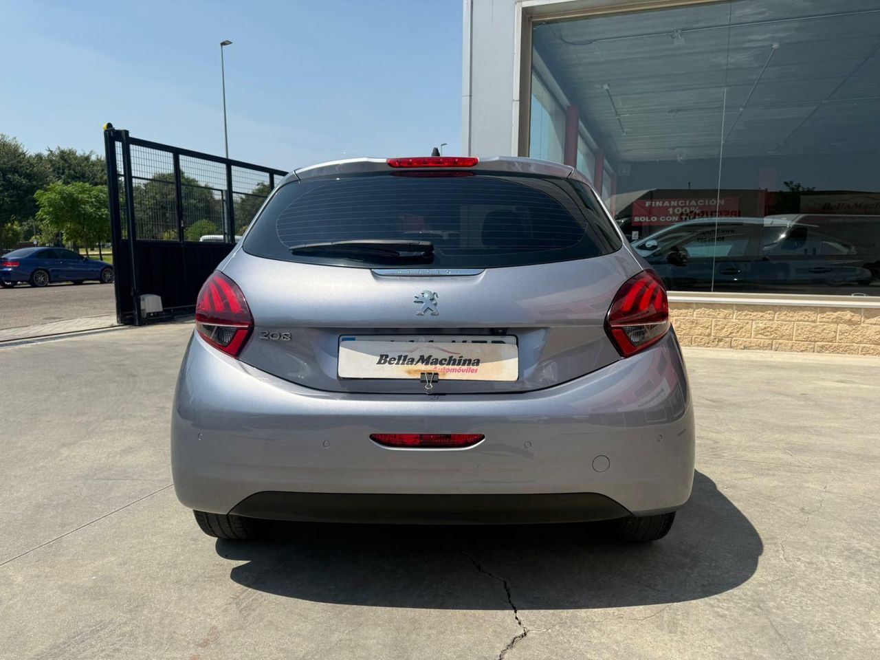 Peugeot 208 5P Signature 1.2L PureTech 60KW (82CV) - Foto 2