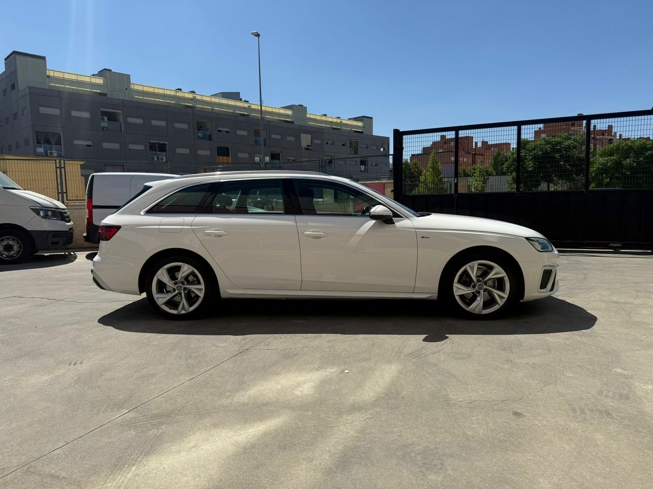 Audi A4 Avant S line 35 TDI 120kW S tronic - Foto 2