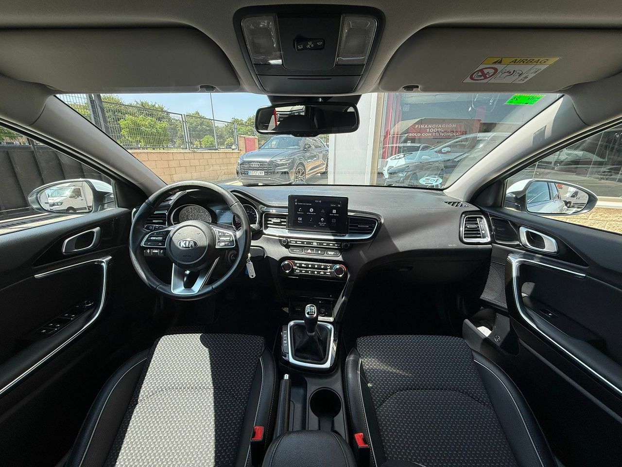 Kia Ceed 1.6 CRDi 100kW (136CV) Tech - Foto 2