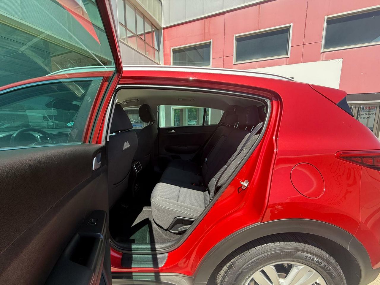 Kia Sportage 1.6 GDi 97kW (132CV) Drive 4x2 - Foto 2