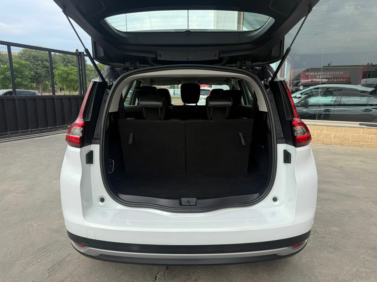 Renault Grand Scénic Limited TCe 103kW (140CV) GPF - Foto 2