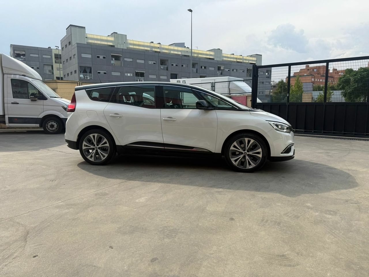 Renault Grand Scénic Limited TCe 103kW (140CV) GPF - Foto 2