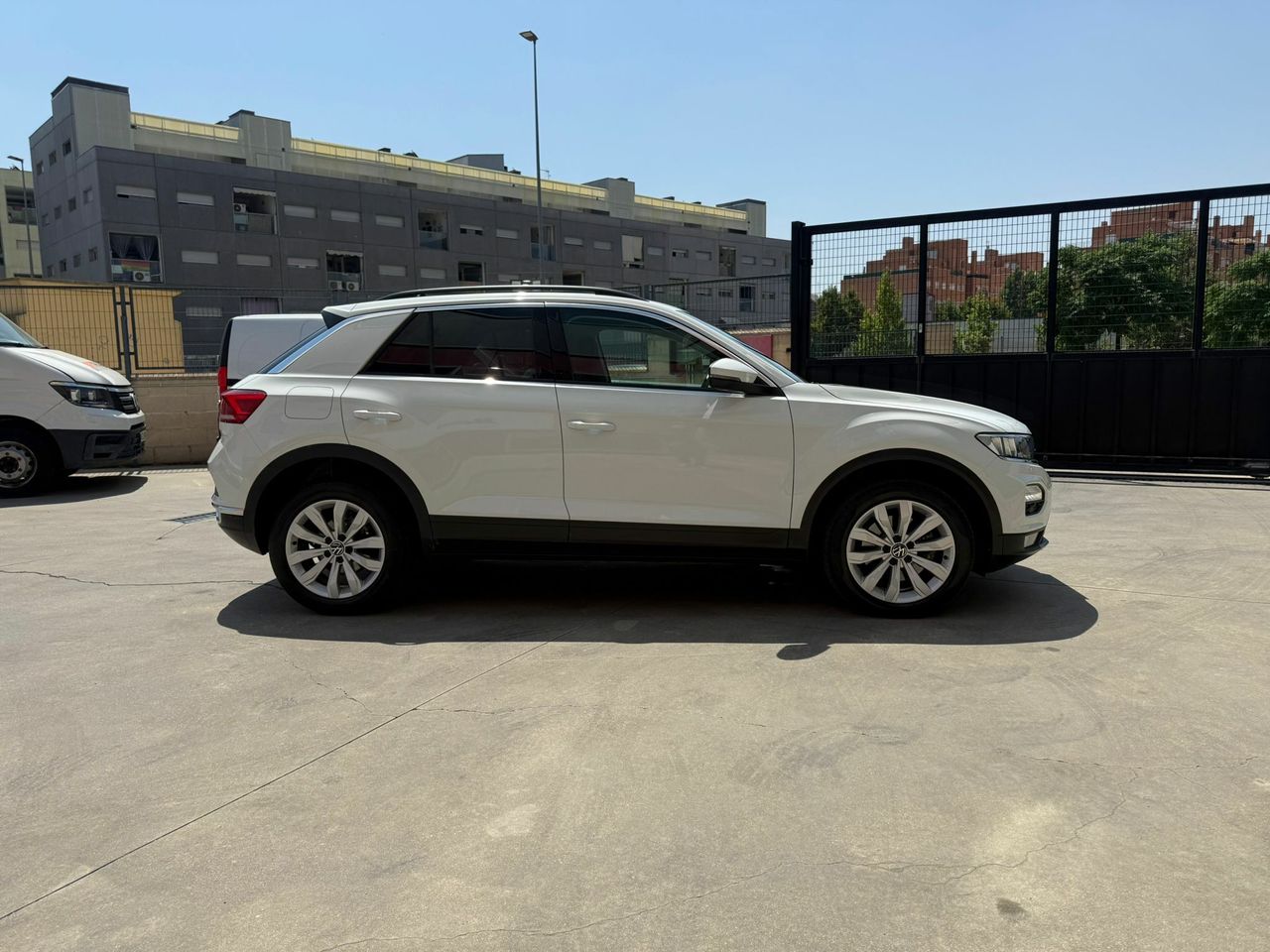 Volkswagen T-Roc Advance Style 2.0 TDI 110kW (150CV) - Foto 2